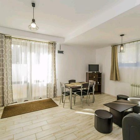 Apartament Andra Пояна Брашов Екстериор снимка